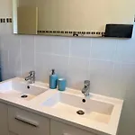 Apartment Superbe T3 Refait A Neuf Avec Vue Carqueiranne